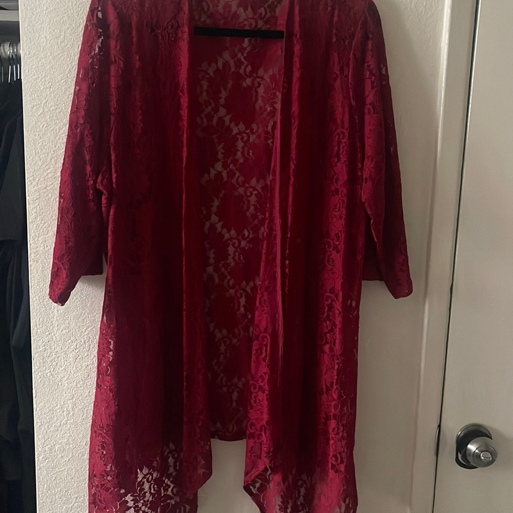 Red lace kimono